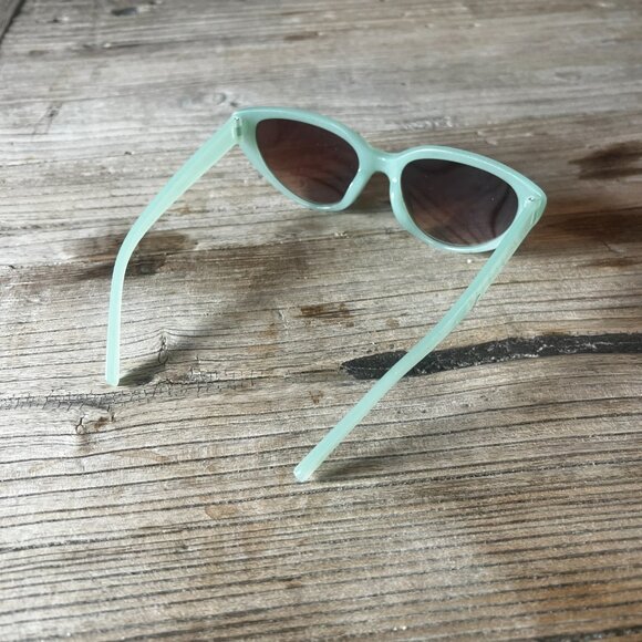 Bondi Modern Muse Cat-Eye Sunglasses, Pastel & Neutral Bundle, NWT main image 8
